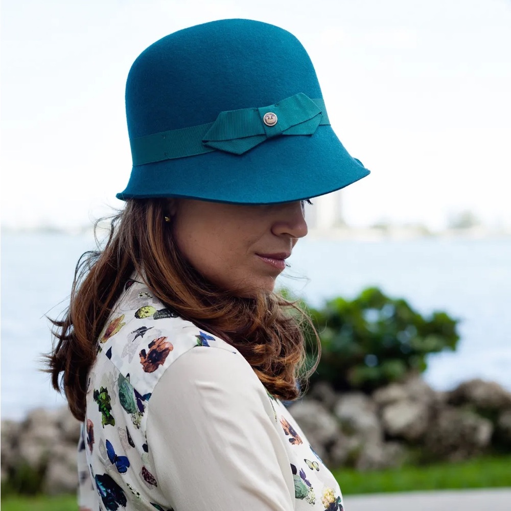 Goorin Bros Lady Jean teal green 1920s hat
